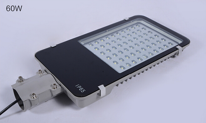 60W太阳能路灯